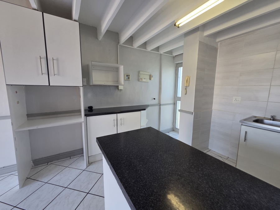 1 Bedroom Property for Sale in Humewood Eastern Cape